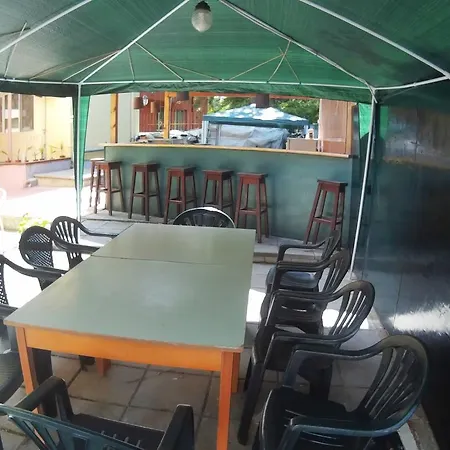 Hotel Aia Kavatsi 2*