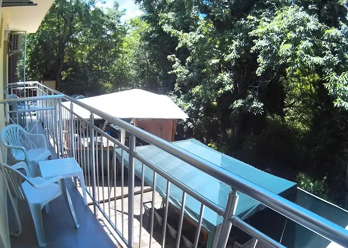 Aia Kavatsi Hotel 2*