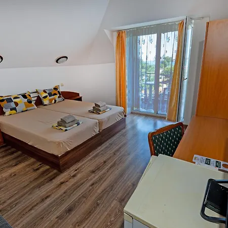 Aia Kavatsi Hotel 2*