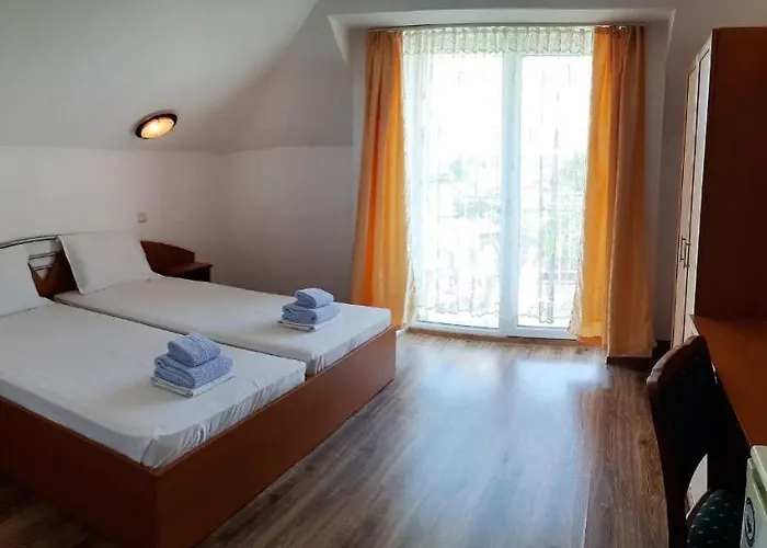 Aia Kavatsi ソゾポル